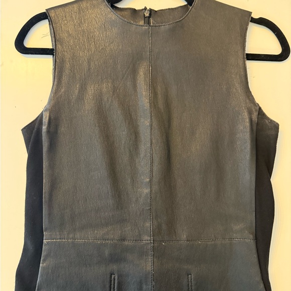VINCE 100% LEATHER SLEEVELESS SHEATH DRESS-KNEE LENGHT, SIZE 2 - Picture 7 of 8
